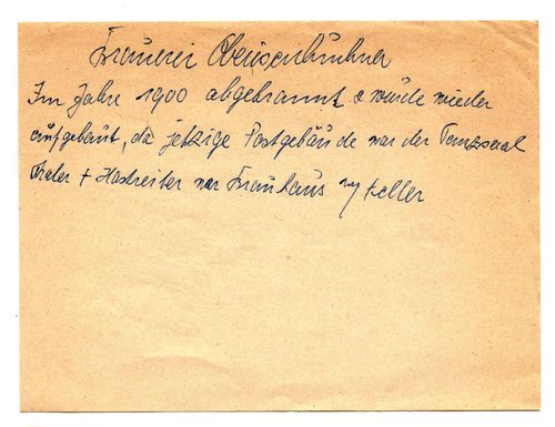 Handschriftliche Notizen von Resi Obereisenbuchner (+2018); nach ihrem Tod gefunden in ihrem Haus am Marktplatz 31